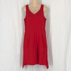 Doncaster red fitted V-neck sleeveless dress mid length zip back 8P